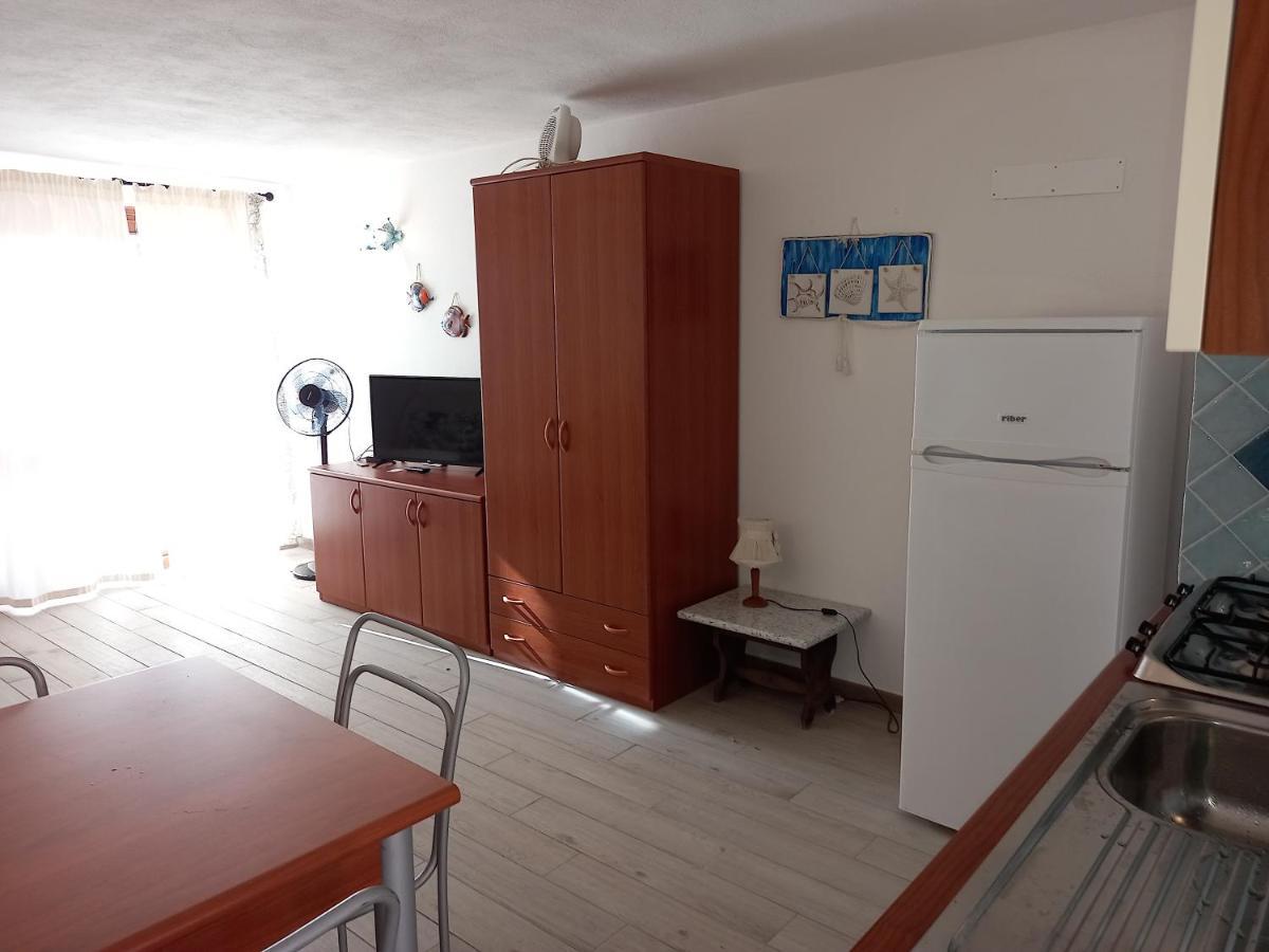 Lucky Apartment Golfo Aranci Extérieur photo