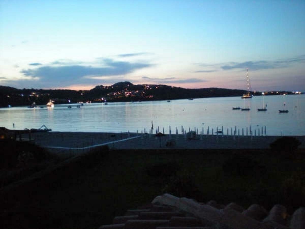 Lucky Apartment Golfo Aranci Extérieur photo